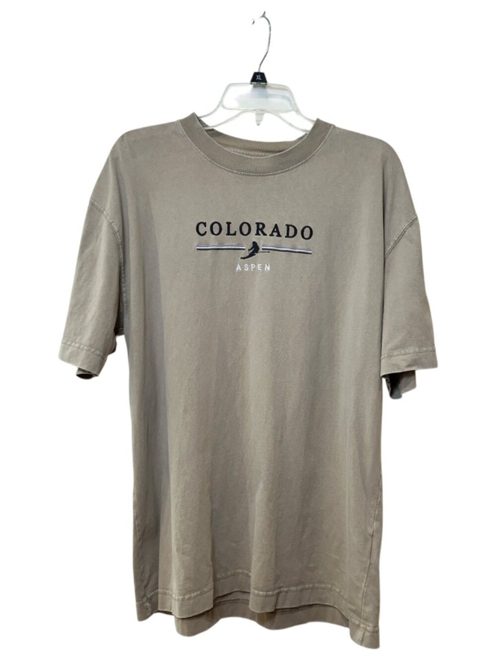 Hollister Heavyweight Boxy Fit T-Shirt Aspen Colorado Embroidered Mens Size L